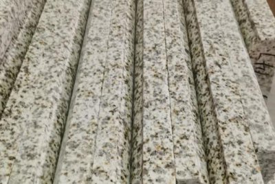 【深度分析】黄金麻花岗岩石材进行定期养护的重要性分析!